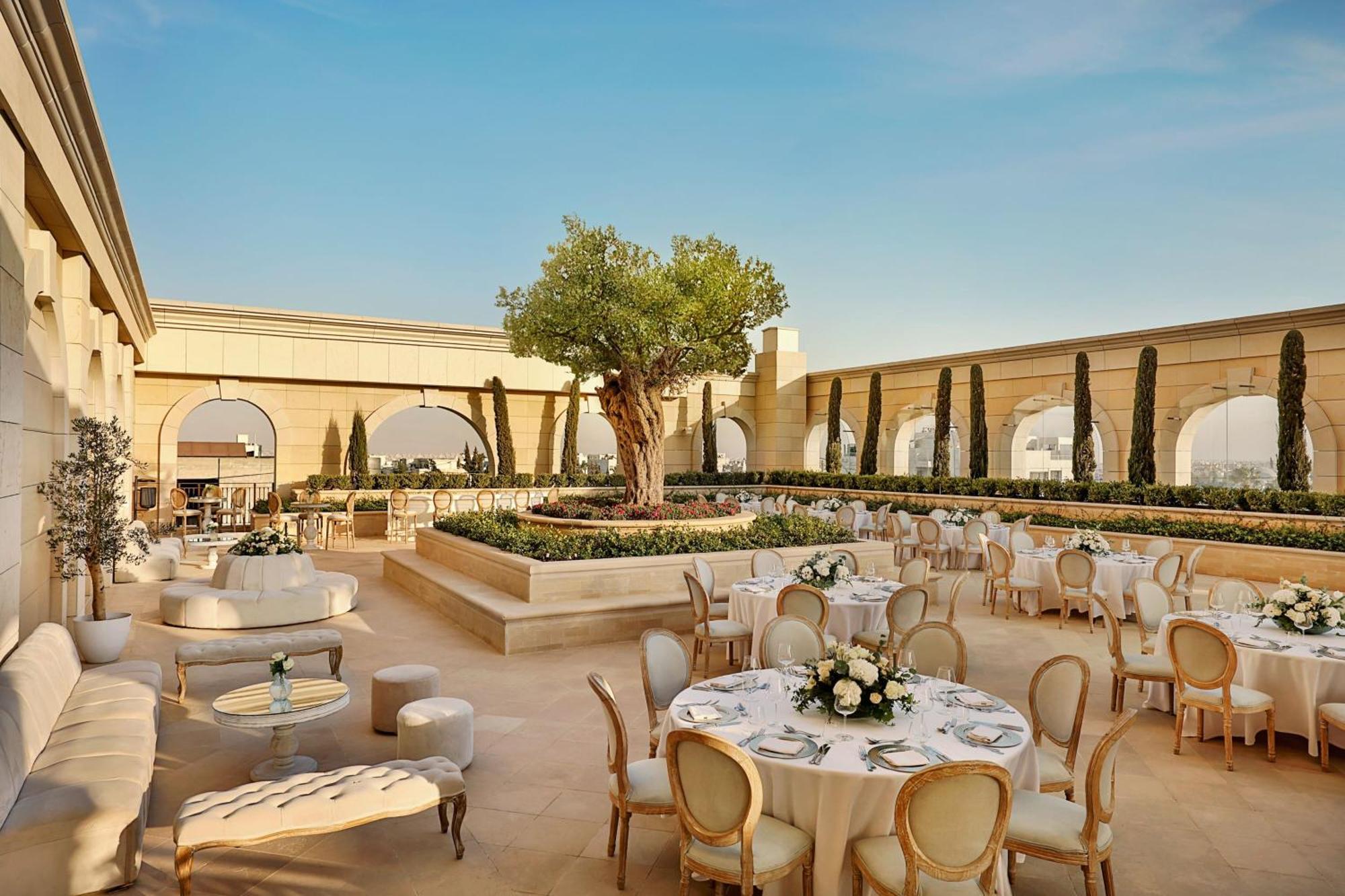 Hotel The Ritz-Carlton, Amman Exterior foto